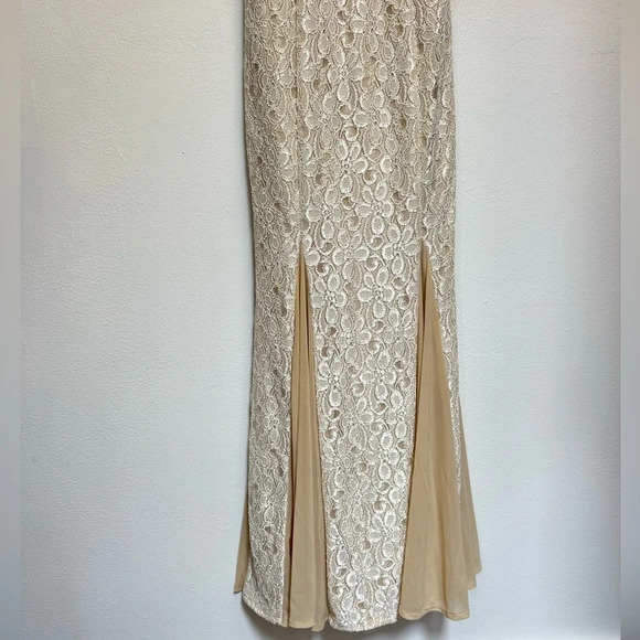 NWT Cachet Lace Dress - Picture 3 of 12